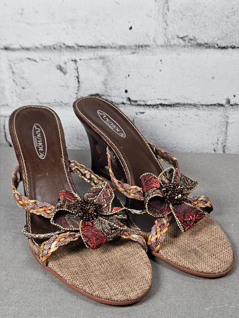Luv Shoe Canada Wedge Mule Sandals Beaded Bow Brown Size 39